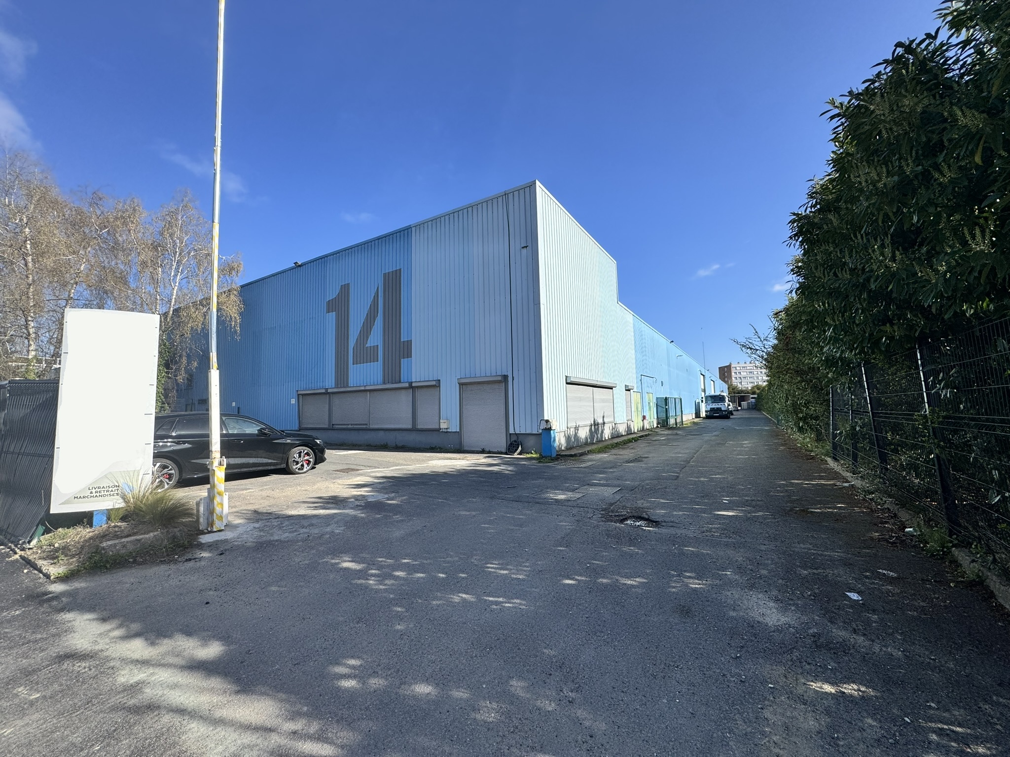 Local d’activité / Entrepôt de 1 209 m² à louer – Argenteuil (Val-d’Argent)