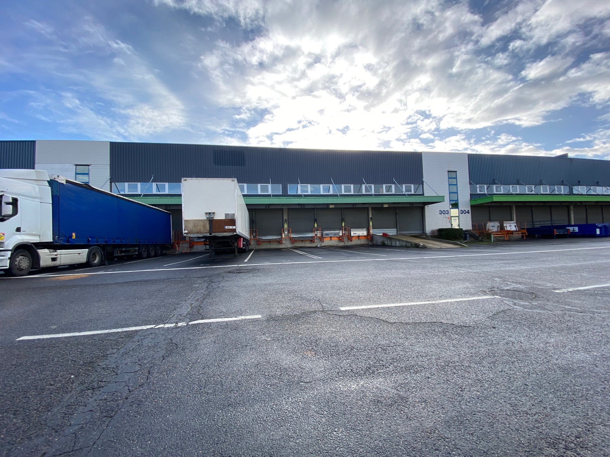 Entrepôt de stockage à louer dans le Val-d'Oise (95) à Herblay - 3 204 m2