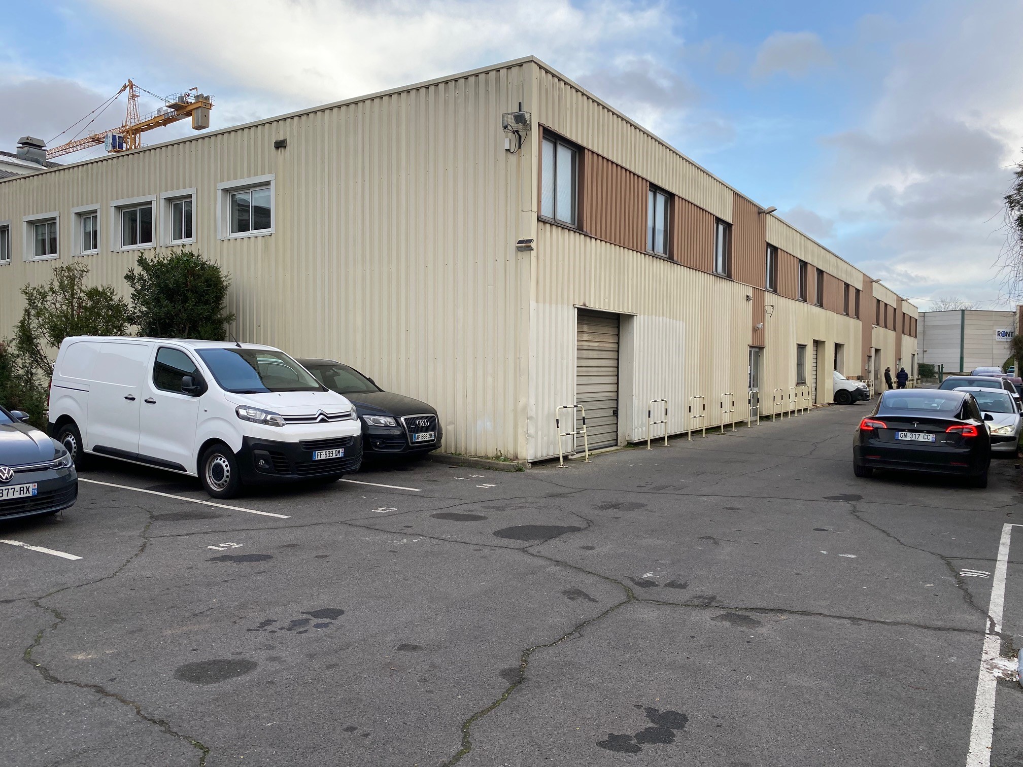 Locaux d'activités à louer de 301 m² à Argenteuil dans le Val d'Oise (95)