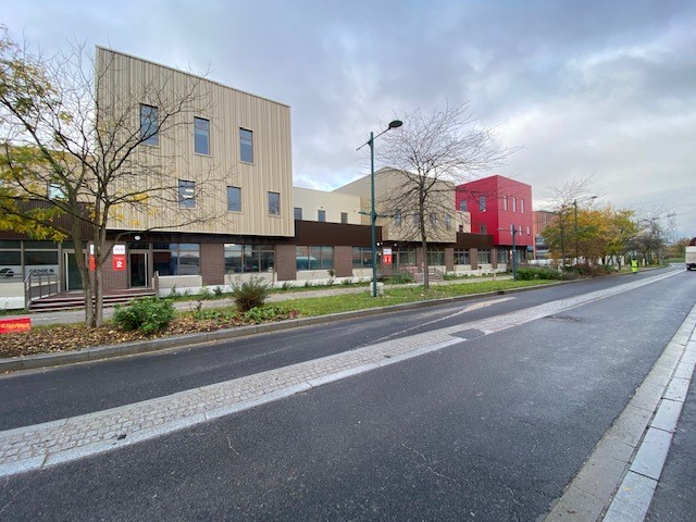 Locaux d'activités / Bureaux neufs à vendre à Gennevilliers dans les Hauts-de-Seine (92) - 1 820 m² m2